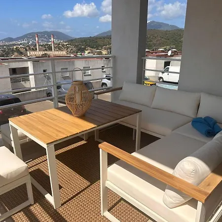 Bleu Corse, Entre Et Soleil * Ajaccio (Corsica)